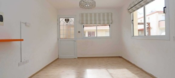 Casa T3 em Deryneia, Cyprus N.º 23814 2