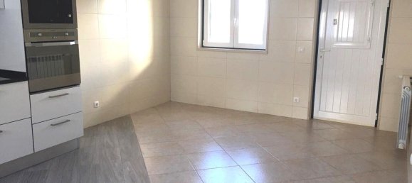 4 bedrooms Villa in Caldas da Rainha, Portugal No. 135091 11