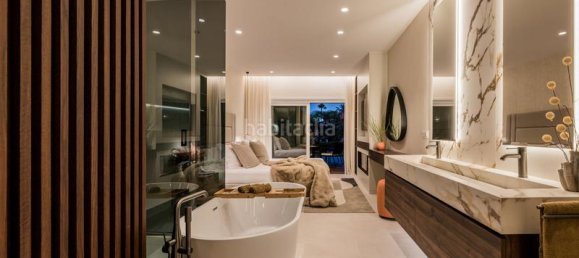 Apartamento de 3 dormitorios en Estepona, Spain No. 132081 41