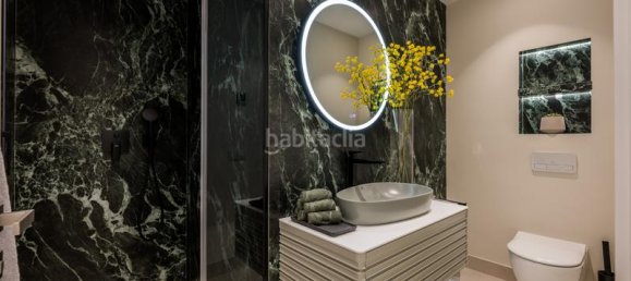 Apartamento de 3 dormitorios en Estepona, Spain No. 132081 27