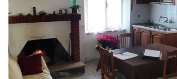 3 rooms Apartment in Massignano, Italy No. 305355 2