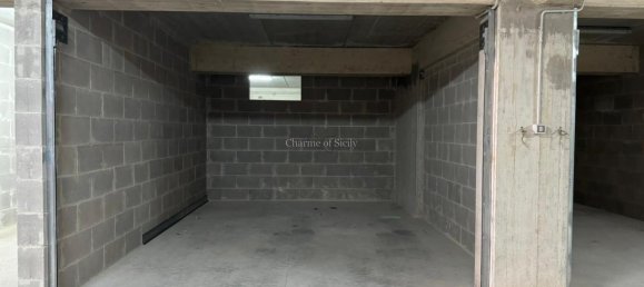 Garaje en Ragusa, Italy 14 m² No. 232795 5