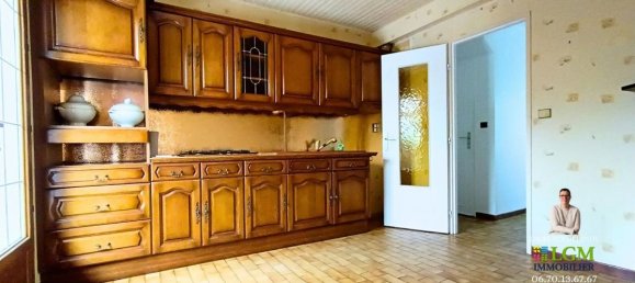 Casa de 4 dormitorios en Vendome, France No. 249279 3