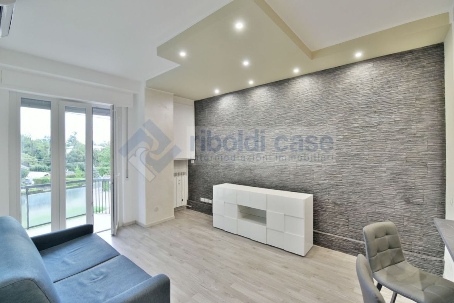 2 chambres Appartement à Meda, Italy No. 362208