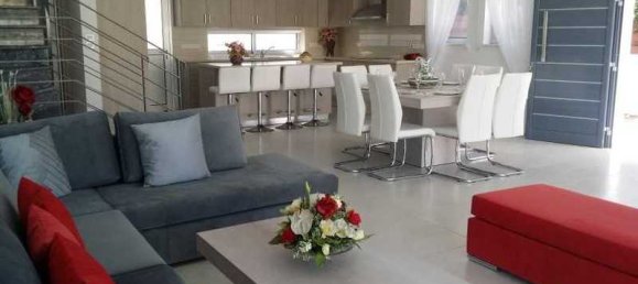 4 غرف نوم منزل في Paphos, Cyprus رقم 6641 6