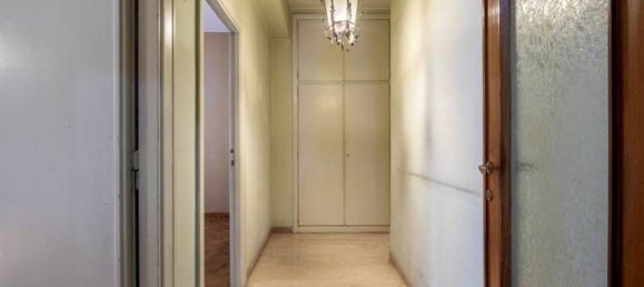 3 rooms Apartment in Rome, Italy No. 221123 17