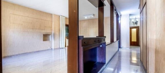 3 rooms Apartment in Rome, Italy No. 221123 6