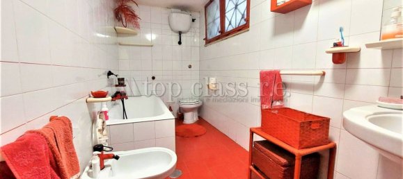 3 bedrooms Apartment in Pozzuoli, Italy No. 34138 16