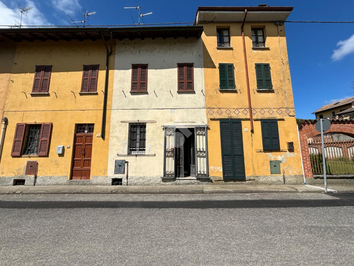 3 rooms House in San Zenone al Po, Italy No. 70193