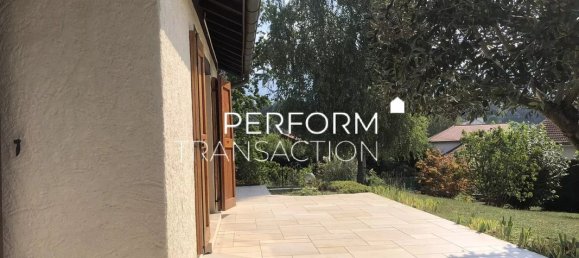 3 bedrooms Villa in Jarrie, France No. 261347 3