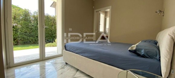 8 rooms Villa in Pietrasanta, Italy No. 73967 20