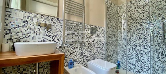 8 rooms Villa in Pietrasanta, Italy No. 73967 6