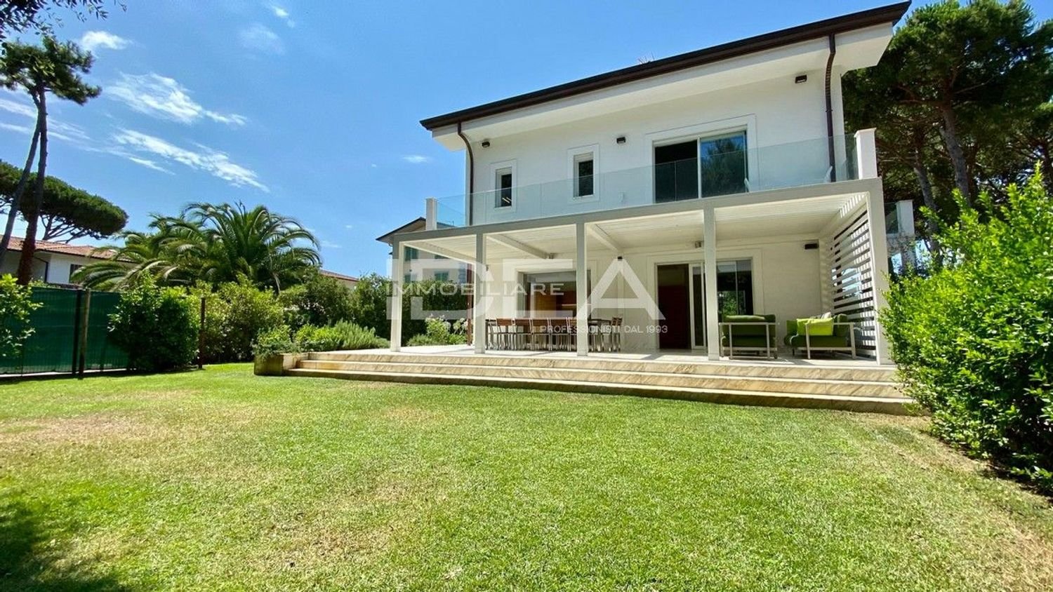 8 rooms Villa in Pietrasanta, Italy No. 73967
