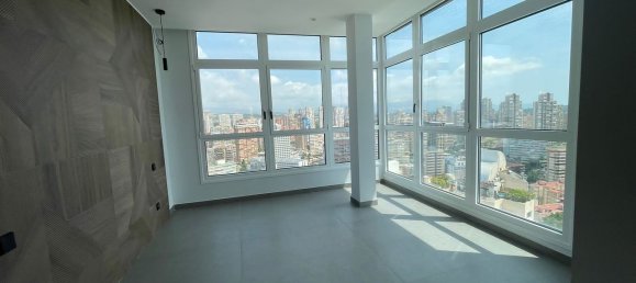 3 bedrooms Penthouse in Benidorm, Spain No. 6233 14