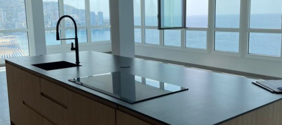 3 bedrooms Penthouse in Benidorm, Spain No. 6233 22