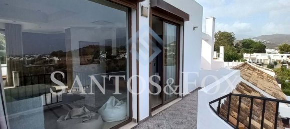 4 bedrooms Townhouse in La Quinta, Spain No. 118053 7