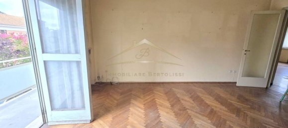 Apartamento de 3 dormitorios en Borgosesia, Italy No. 266879 16