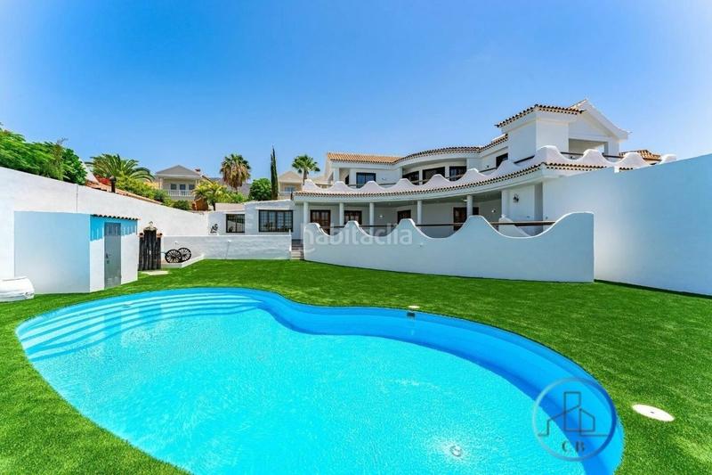 6 bedrooms Villa in Adeje, Spain No. 262745
