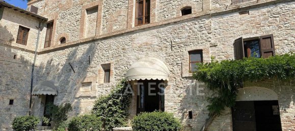 16 bedrooms Apartment in Corciano, Italy No. 55860 2