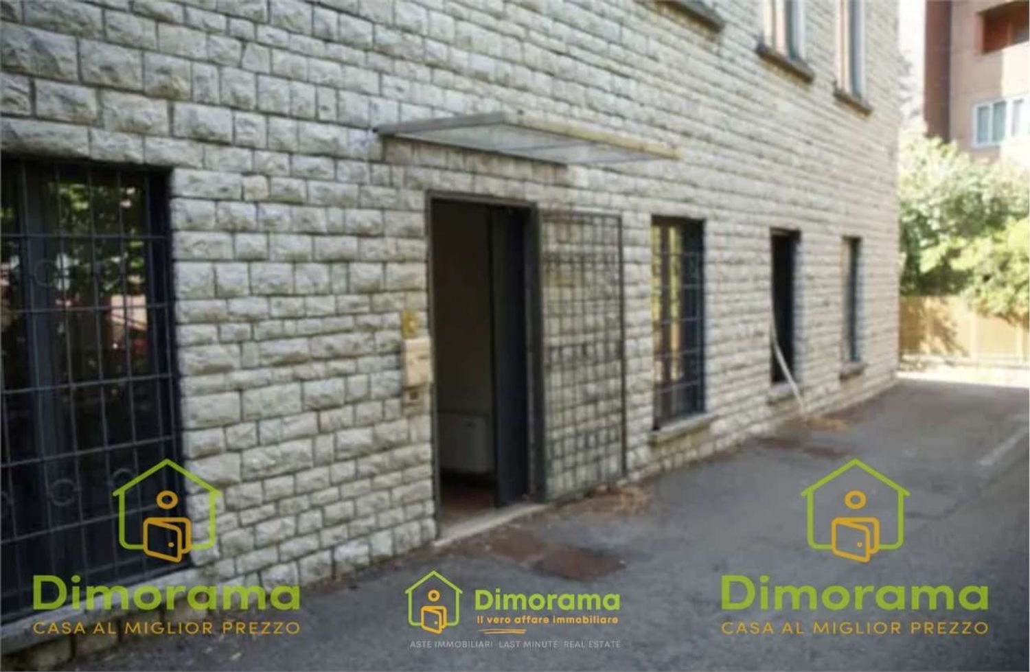 Büro in Perugia, Italy 91m², Nr. 44824