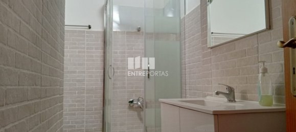 4 bedrooms House in Viana do Castelo, Portugal No. 256025 2
