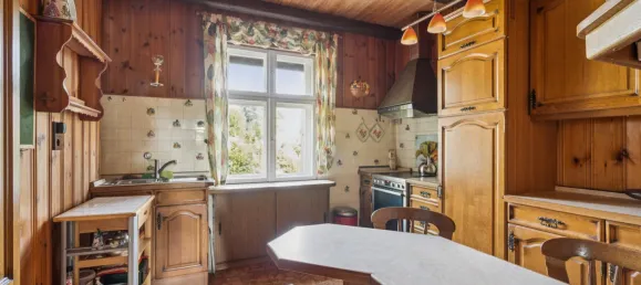 3 bedrooms House in Hermsdorf, Germany No. 356784 2