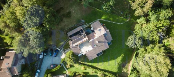 3 Schlafzimmer Wohnung in Malgrate, Italy, Nr. 233418 2