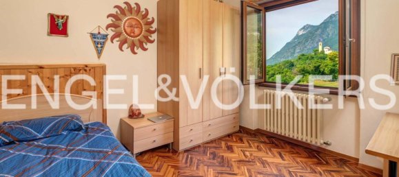 4 bedrooms Apartment in Carlazzo, Italy No. 63319 13