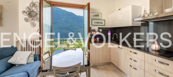 4 bedrooms Apartment in Carlazzo, Italy No. 63319 8