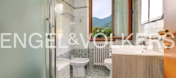 4 bedrooms Apartment in Carlazzo, Italy No. 63319 15