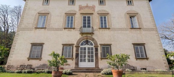 16 bedrooms House in Lucca, Italy No. 329 4