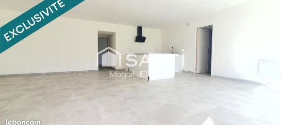 4 Schlafzimmer Haus in Coesmes, France, Nr. 330770 3