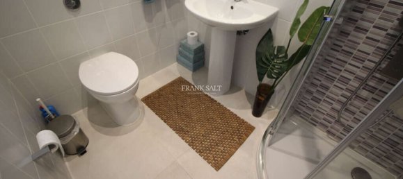 2 bedrooms Apartment in Saint Paul's Bay, Malta No. 10738 10