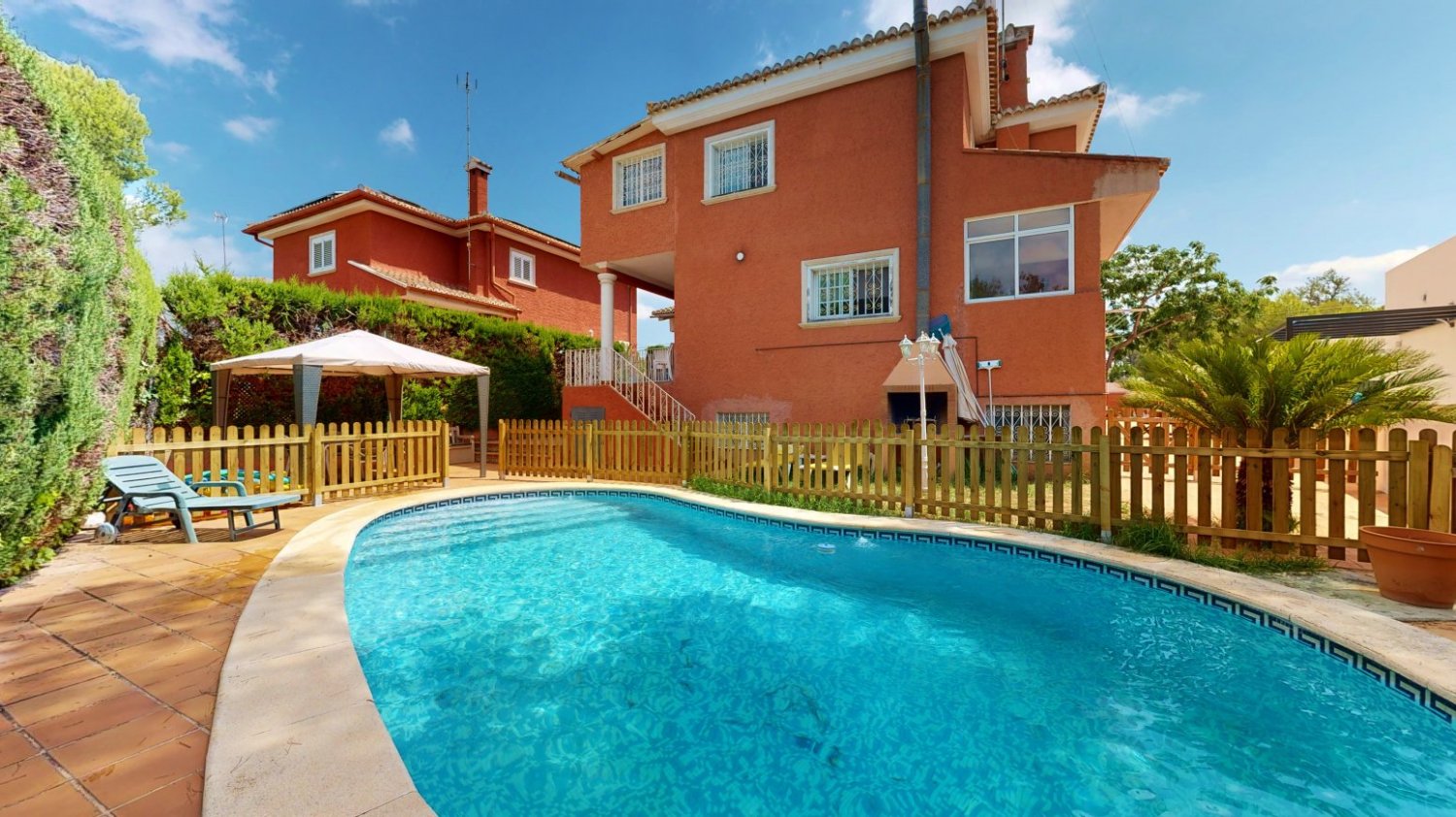 Villa T6 em Paterna, Spain N.º 10173