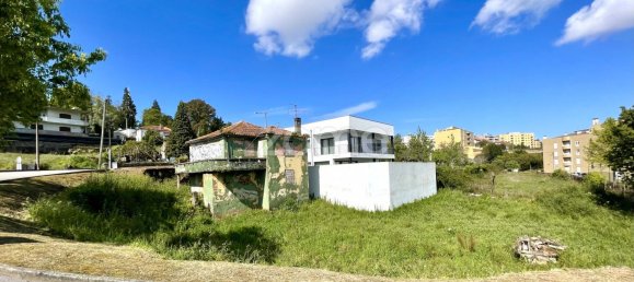 Земельный участок 1000м² в Сан Жуан да Мадейра, Португалия № 78854 3