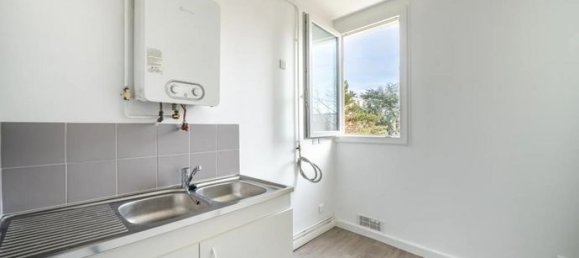 3 chambres Appartement à Neuilly-sur-Marne, France No. 309507 16