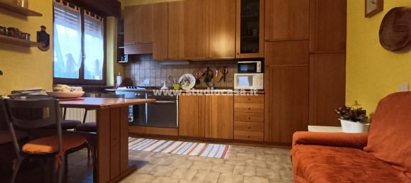 8 rooms Villa in Capralba, Italy No. 151689 3