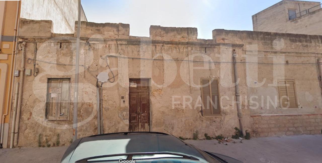 205m² Land in Trapani, Italy No. 176504