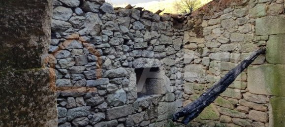 2 bedrooms House in Folgosinho, Portugal No. 79723 2