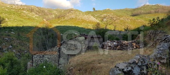 2 bedrooms House in Folgosinho, Portugal No. 79723 26