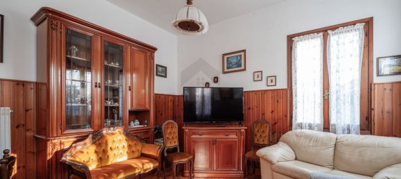 6 bedrooms House in Istrana, Italy No. 381179 8