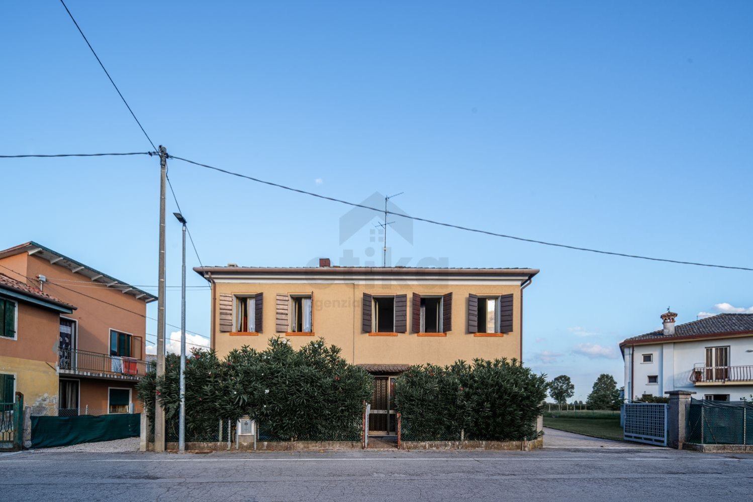 6 bedrooms House in Istrana, Italy No. 381179