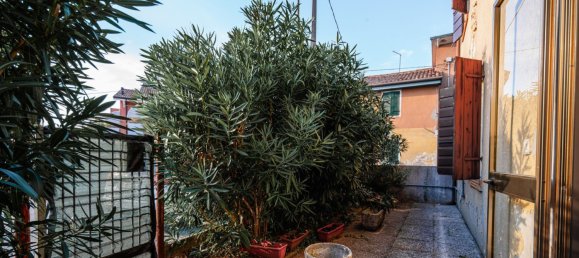 6 bedrooms House in Istrana, Italy No. 381179 7