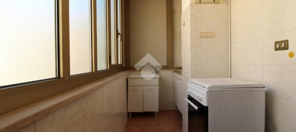 2 bedrooms Apartment in Teramo, Italy No. 291847 3