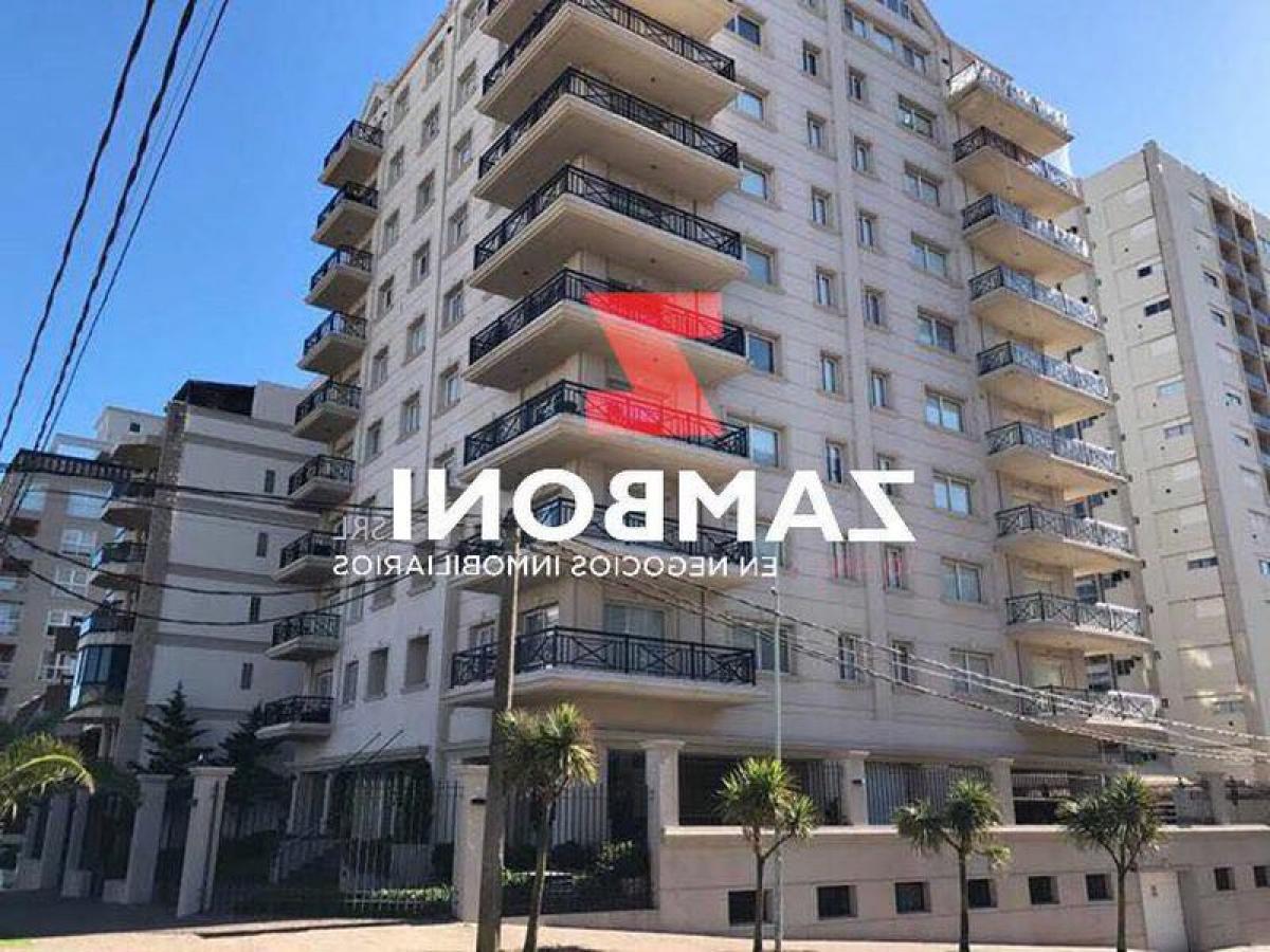 2 bedrooms Apartment in Mar del Plata, Argentina No. 88184