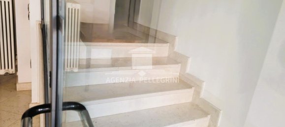 2-salle Appartement à Vicenza, Italy No. 236934 18