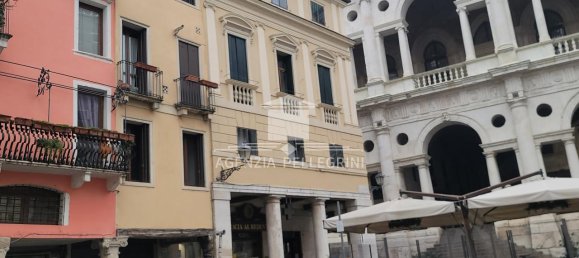 2-salle Appartement à Vicenza, Italy No. 236934 5