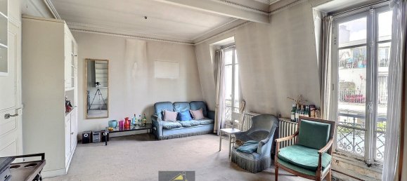 3 bedrooms Apartment in Paris, France No. 164004 2