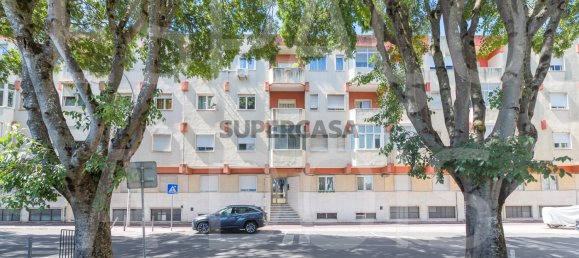 2 Schlafzimmer Wohnung in Amadora, Portugal, Nr. 351141 40