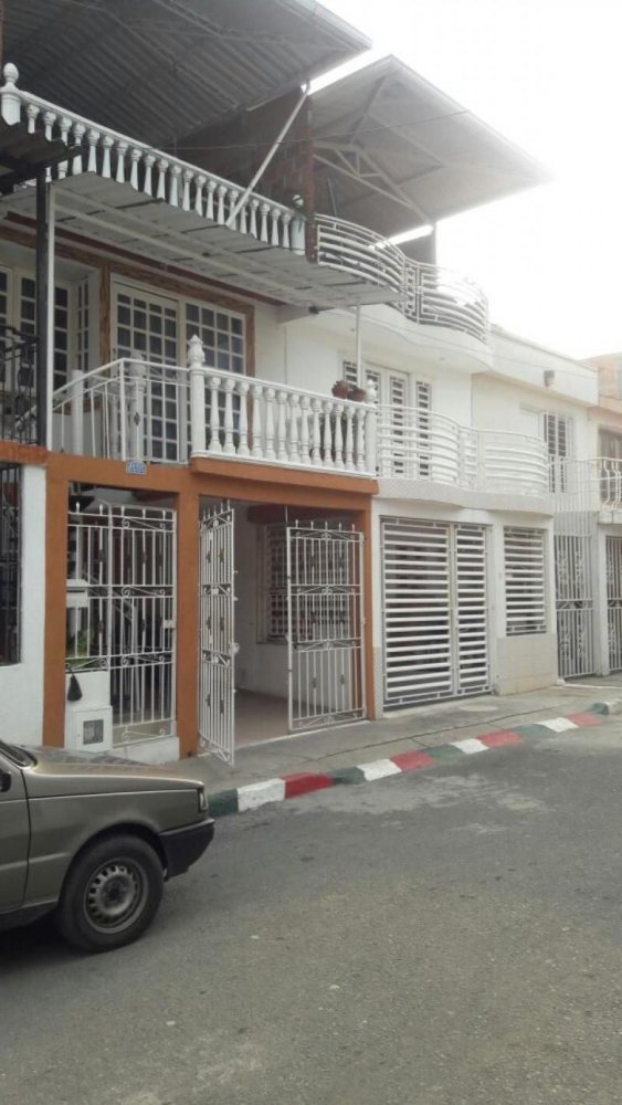 4 bedrooms House in Valle del Cauca, Colombia No. 4953